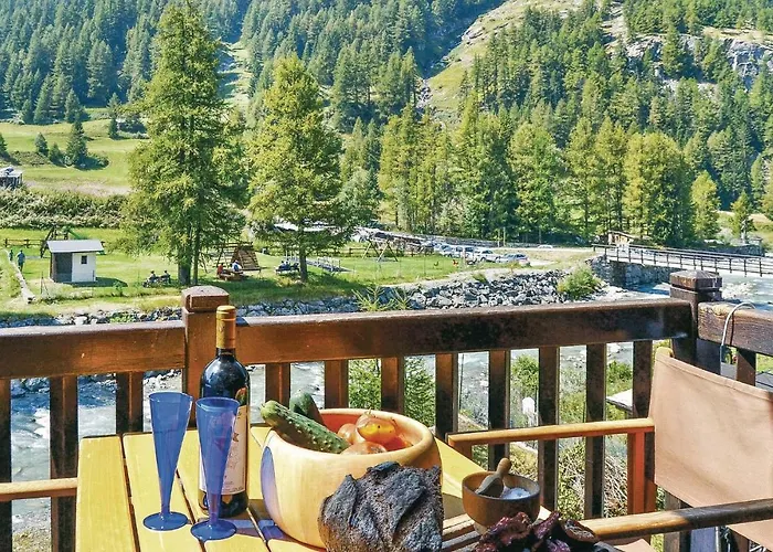 Semesterbostad Maison Grapein *